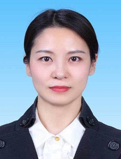主管行政
